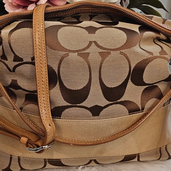 Coach Large Canvas Crossbody - Picture 2 of 16